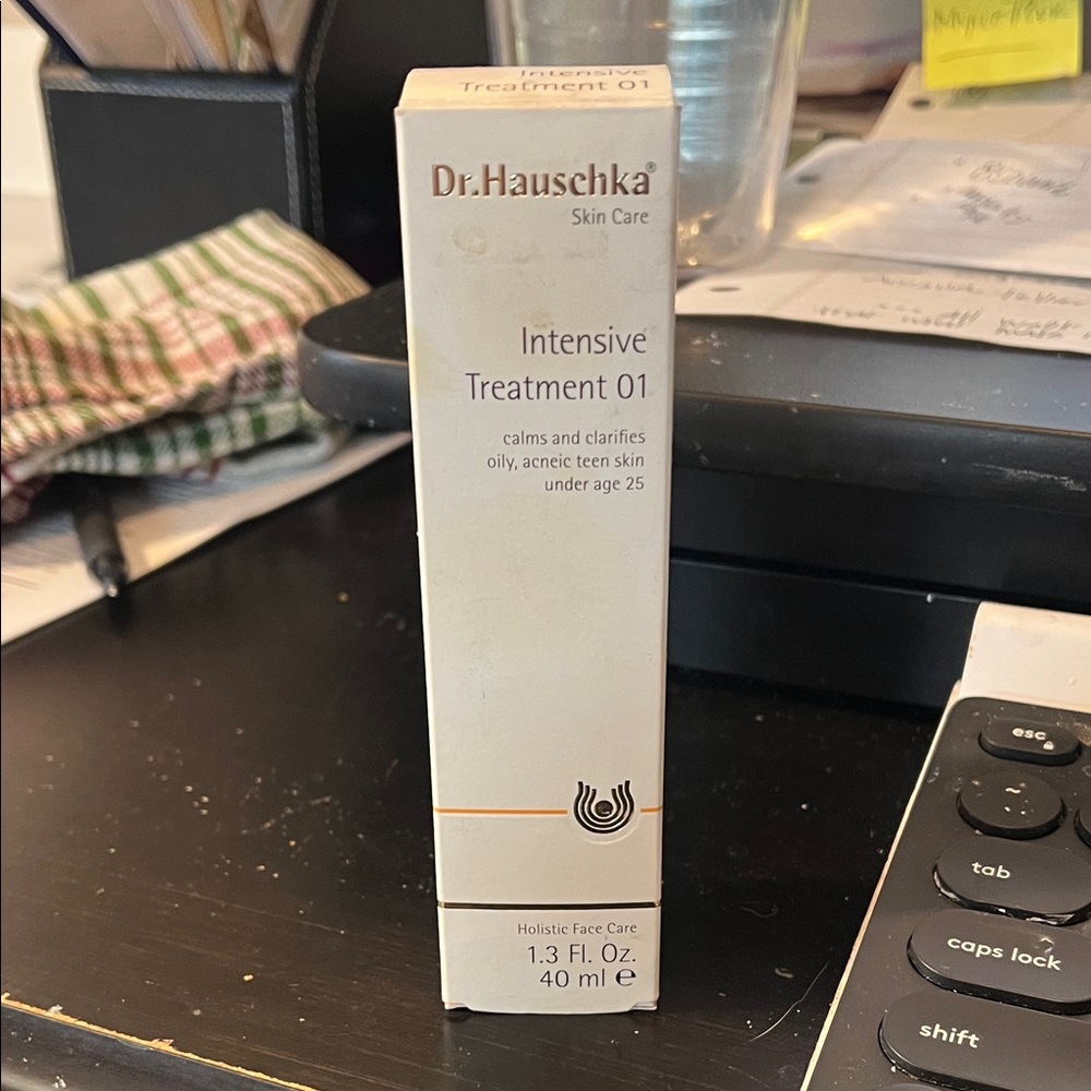 Dr. Hauschka Intensive Treatment 01 - NIB